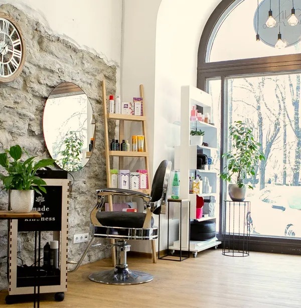 22 Hair Studio interjöör